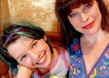 Она словно сошла с обложки модного журнала