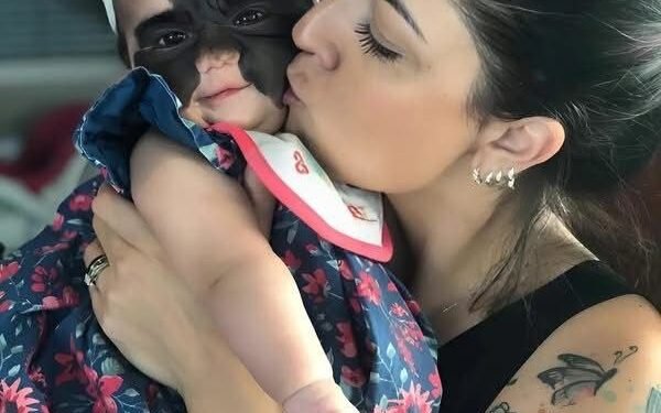 Девочка-Бэтмен